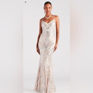 Elegant beige lace-up mermaid dress with silver sequins size Medium